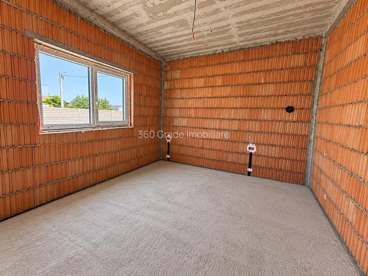 P+1 – 114 mp/utili 5 camere-2 bai – 170.000 Euro Comision 0 - 9