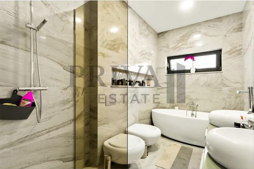Casa stil mediteranean 5 camere, 2 bai, 235 mp,Giroc