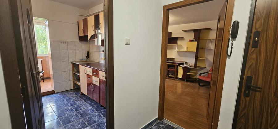 Apartament de inchiriat 2 camere decomandate Nicolina 2