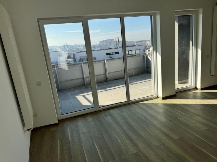 Penthouse 3 camere ,82 mp. terasa 46mp, zona BUNA ZIUA, Cluj