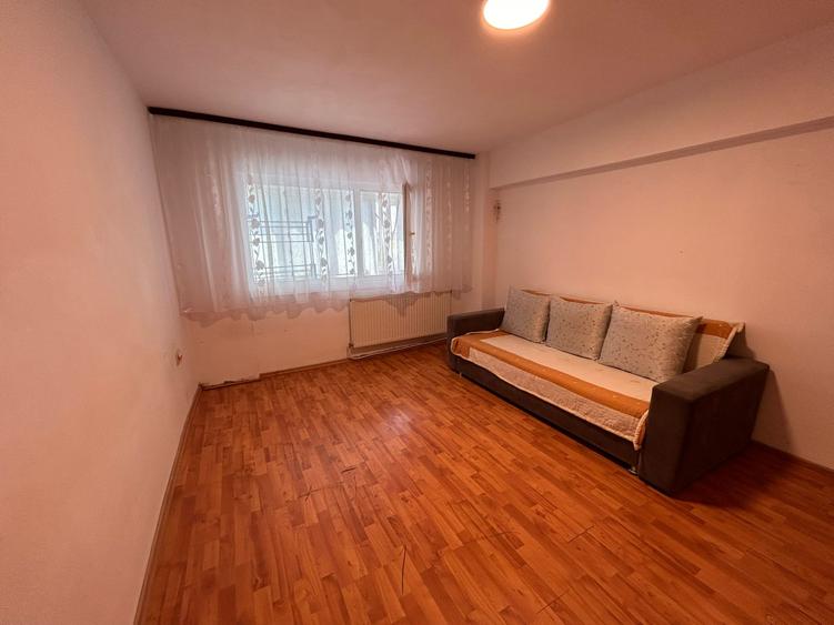 - Apartament 2 camere, Mobilat Utilat, Radu Negru. Suprafata 59mp.