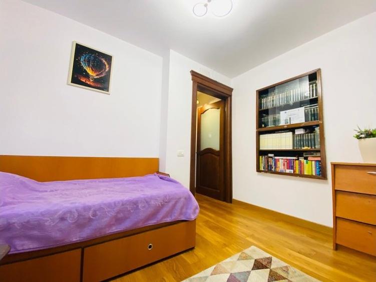 Casa renovata integral,  locatie  de exceptie