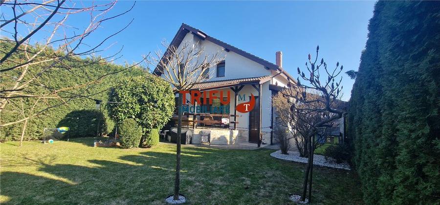Casa de vanzare 4 camere zona Orizont