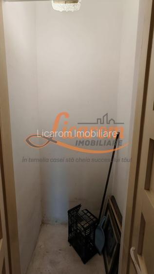 Casa PRETABILA DESTINATIE COMERCIALA,Brasovul Vechi,P+E, 3 cam - 13