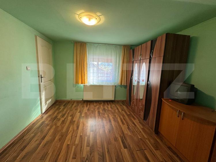 Casa cu 6 camere in Soimus
