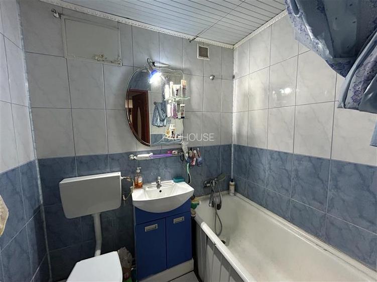 Zona Ura - Apartament cu 3 camere - 8