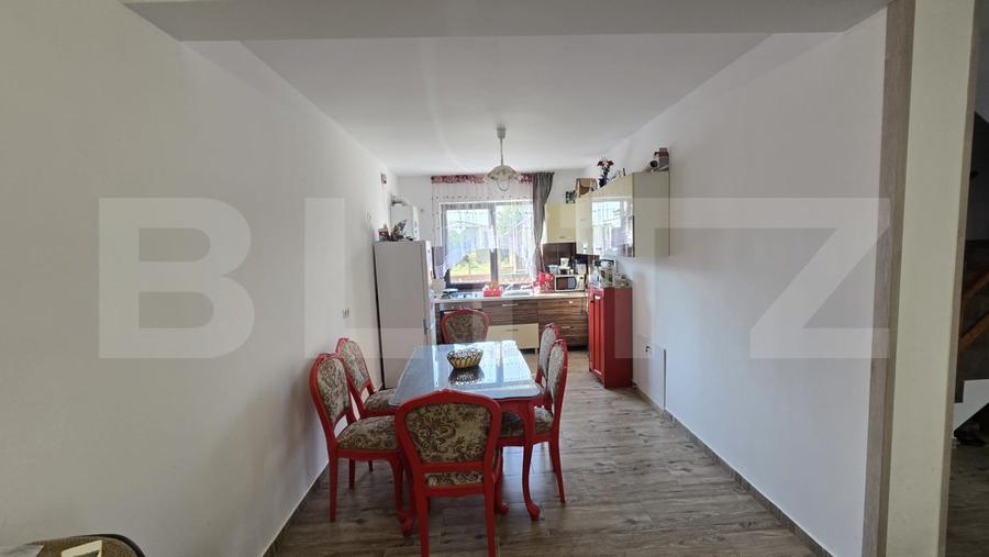 Casa 4 camere 110 mp .Teren 200 mp . Odoreu