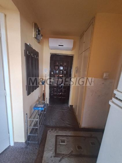 2 camere decomandat  Gh Lazar etaj intermediar