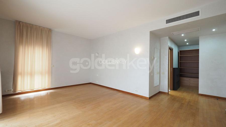 Apartament penthouse cu 4 camere | 2 garaje | spatii generoase - 10