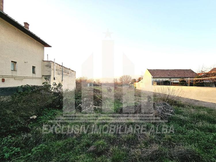 Teren intravilan | De vanzare | 2950 mp | 22 ml deschidere | Partos