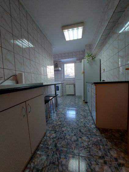 Inchiriere 2 camere Decebal Calea Calarasilor
