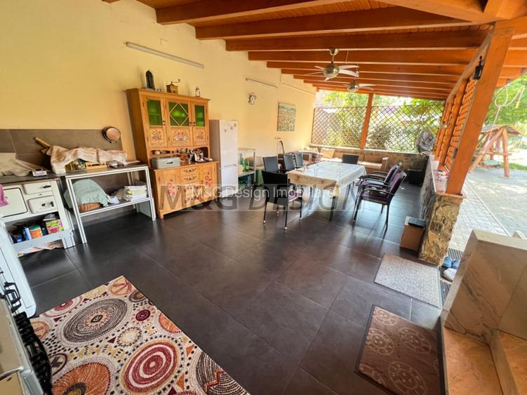 Vilă spațioasă, Dorobantilor–Pretabilă pentru 2 familii,  1570mp teren - 15