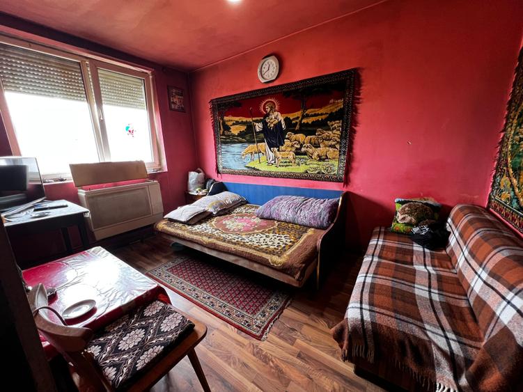 Apartament cu 2 Camere decomandate de Vânzare în Zona Ignisului, Carei!