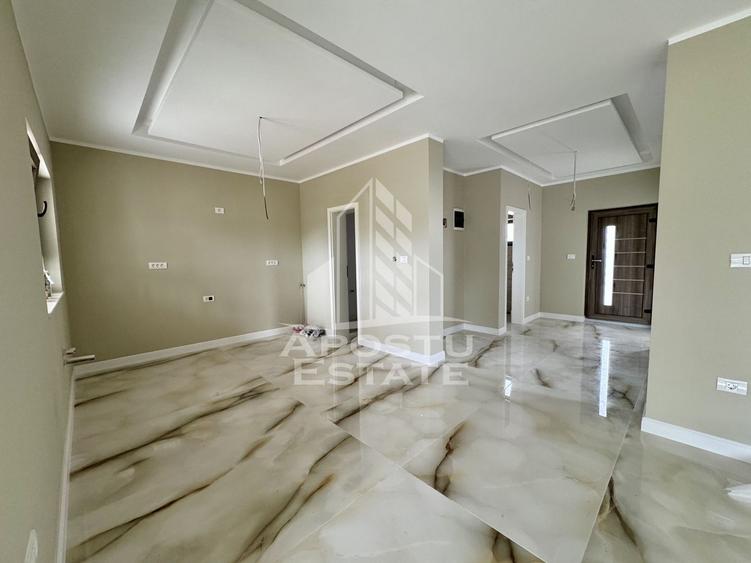 Casa individuala cu 5 camere, finisaje premium, disponibila imediat.
