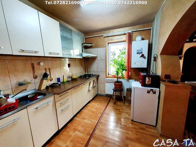 Apartament 3 camere, situat in Targu Jiu, Aleea Teilor