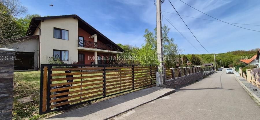 Casa langa padure , cartier privat -Corunca - 4