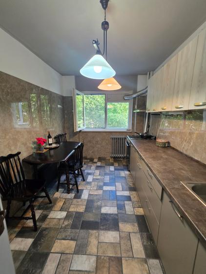 Apartament 3 camere de inchiriat Sos Colentina parc mobilat si utilat locuinta