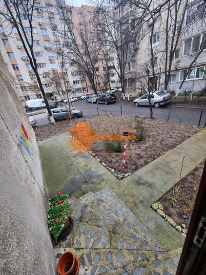 4 Camere Parter - Ideal Birouri-Centrala Proprie-Crangasi