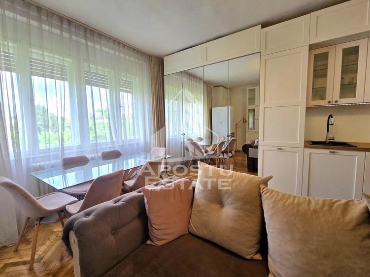 Apartament de vanzare cu 2 camere, renovat, zona centrala, Timisoara