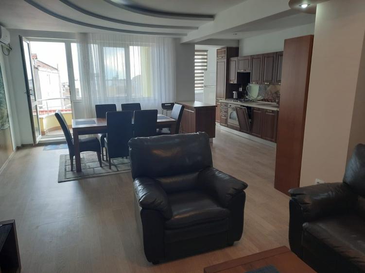 Apartament 3 camere de lux - zona Peninsulara - Plaja Modern - 1.100 euro(E2)