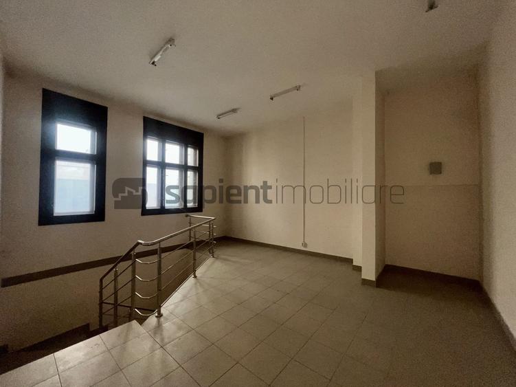 Spațiu comercial / birou ultracentral - Piața Ferdinand, Oradea