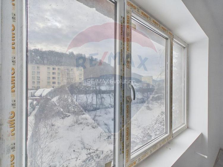Spațiu de birouri de 102.7mp de închiriat în zona Bartolomeu - 9