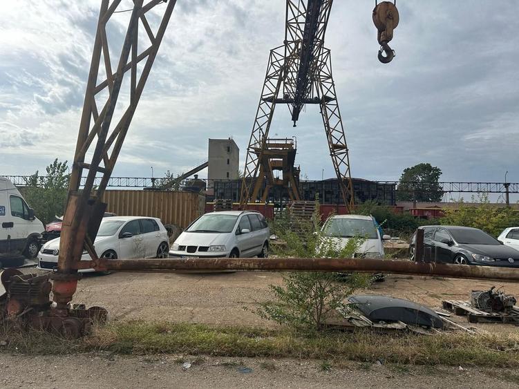Platformă Industrială cu Cale Ferată si Infrastructură Completă