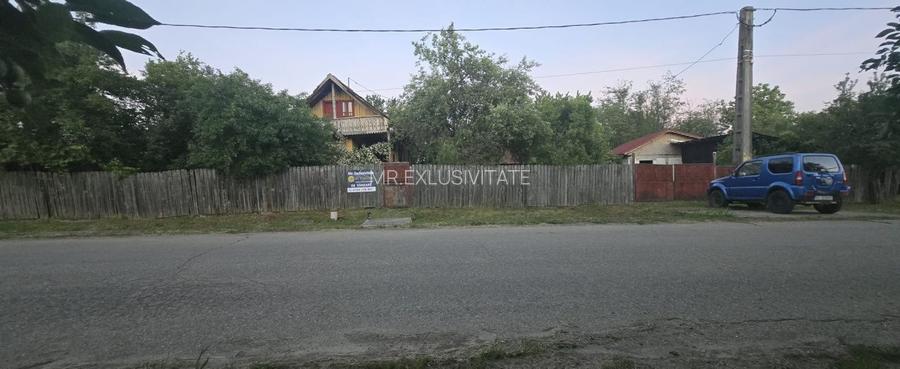 Casă cu 7.769 mp teren și pădure | Budieni | 53.000€ - 14