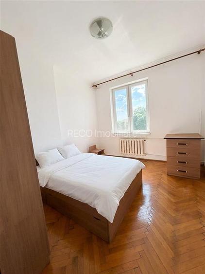 RECO Apartament spatios cu 3 camere, tavan inalt, zona Republicii – ideal pentru - 2