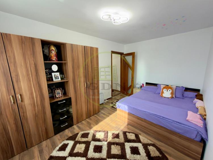 Apartament 3 camere, decomandat, 67.91 mp, cartier Rovine, zona Scoala 21