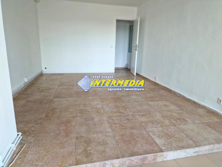 Spatiu comercial 42 mp. de inchiriat Cetate Alba Iulia finisat si contorizat - 3