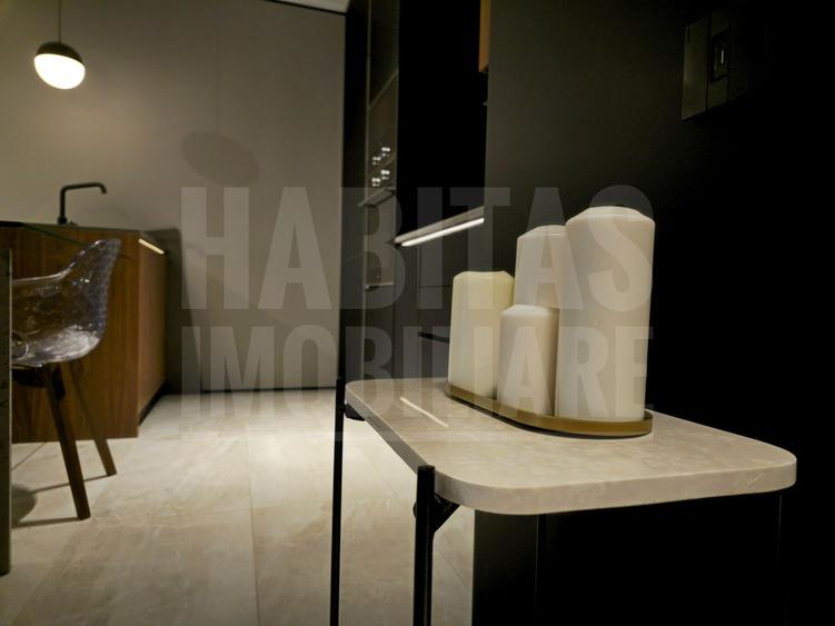 Apartament 2 camere, etaj 4 din 6, ultrafinisat, zona Iulius Mall