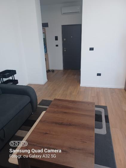 De închiriat apartament.2  ,str.Petuniei 30