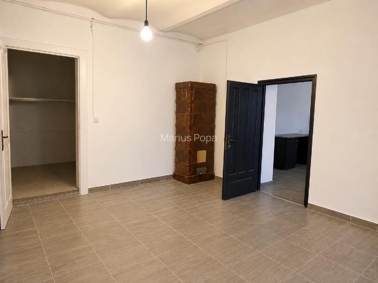 Inchiriez apartament centru vis-a-vis de pompieri langa Hotel Hilton. 100mp str  - 5