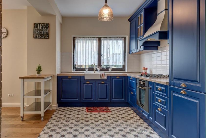 Direct proprietar - închiriere Vilă Elegantă Otopeni zona Mega Image 23 August - 4