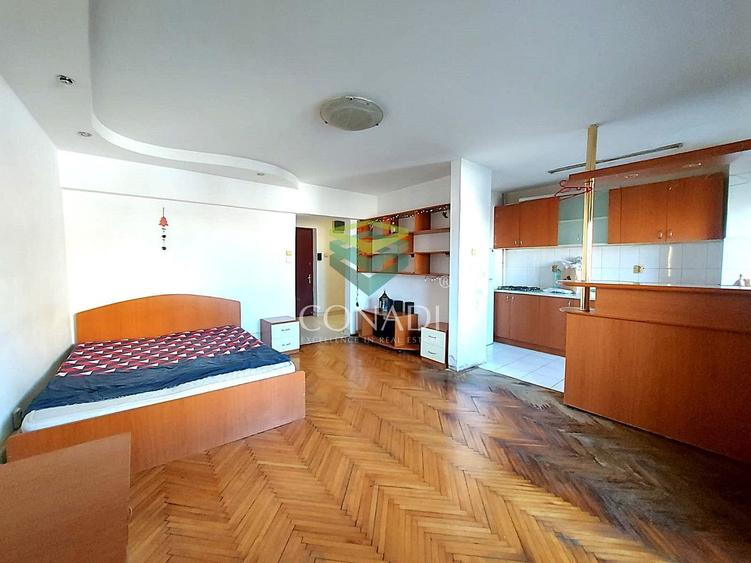 Zona Bdul Unirii, apartament cu 1 camera de vanzare, 43 mp