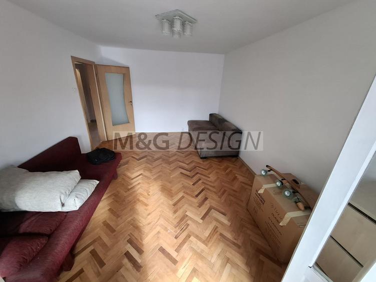 Aradului, 3 camere decomandat, 2 bai