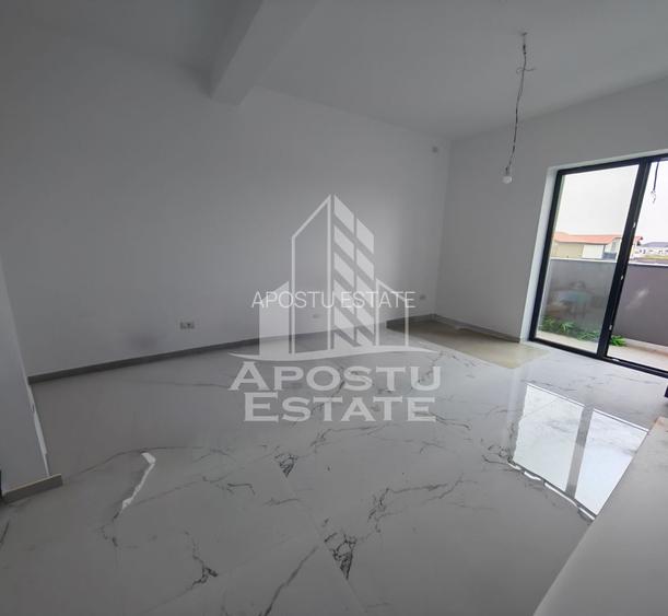 Apartament nou de vanzare cu 2 camere, parțial mobilat, Giroc - 2