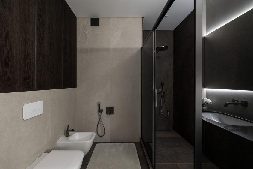 | Herastrau | 3 camere | 130 mp | 2 parcari |