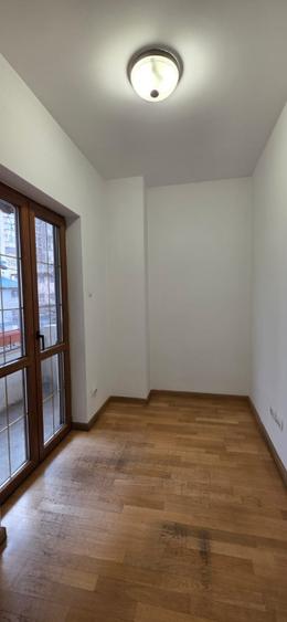 Casa / Curte/ Unirii/ Centrala/ Parcare