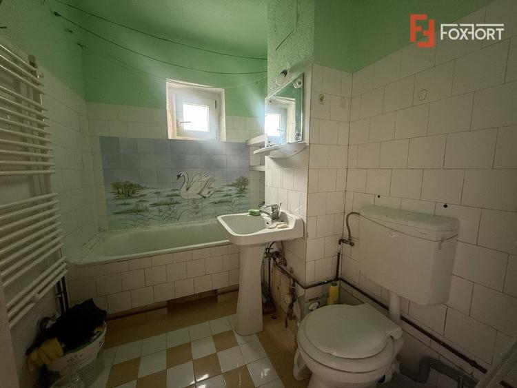 Apartament cu 3 camere decomandat de inchiriat, Zona Lipovei