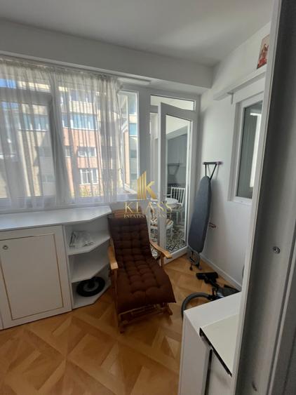 Apartament 3 camere lângă Cișmigiu – potențial investițional
