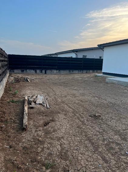 Vand casa 3 camere Balotesti