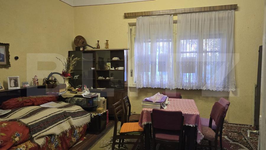 Casa de vanzare, 6 camere, 137 mp, teren 579 mp, zona semicentrala
