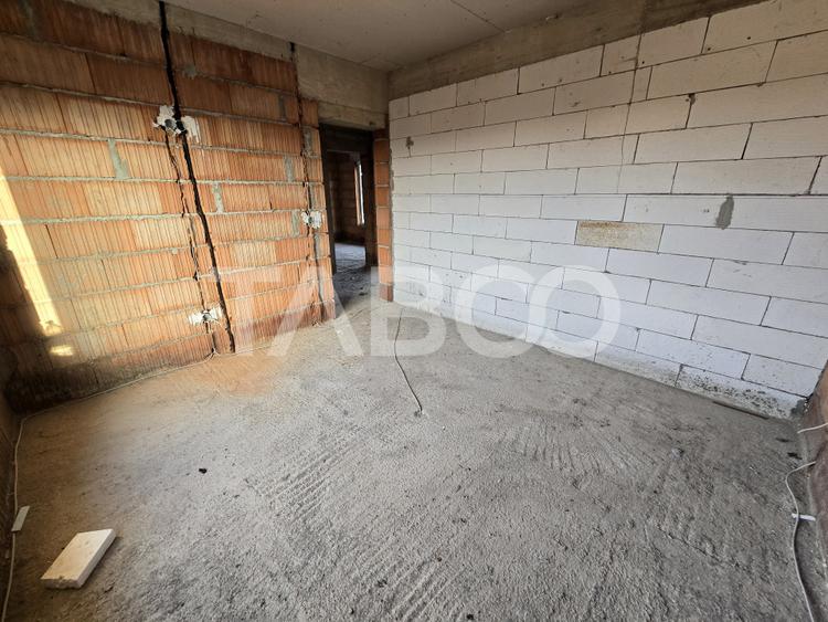 Casa tip duplex de vanzare 120 utili teren 300 mp Sura Mica Sibiu