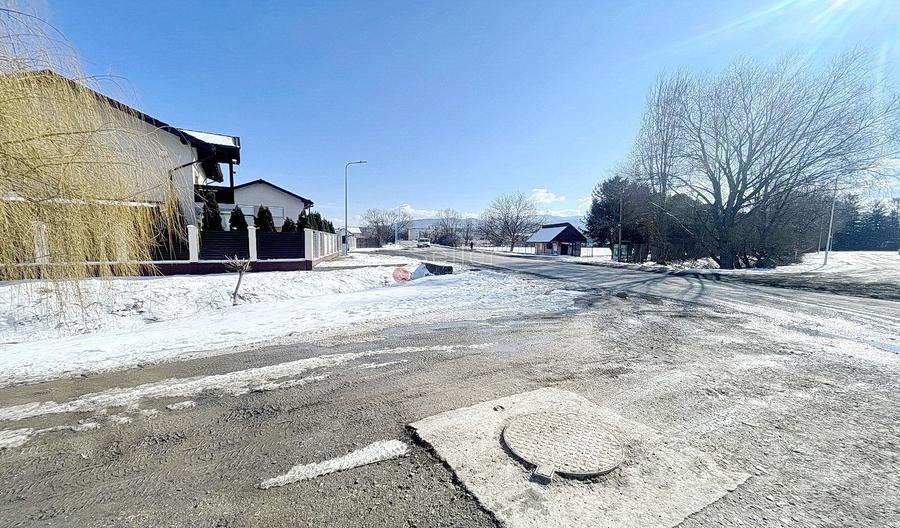 Teren rezidential 1.100mp str. Lanii