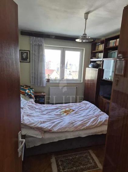 Apartament 3 camere în zona MC DONALDS