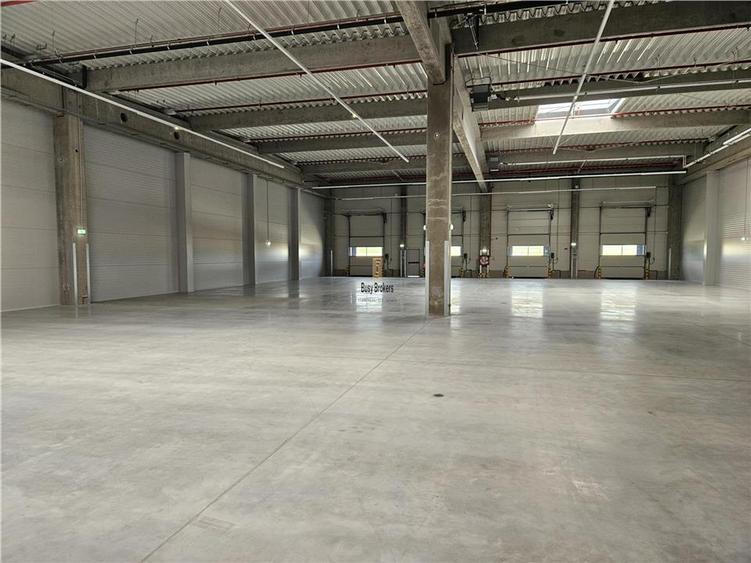 Spatiu Industrial - 4600 mp - Productie - Depozitare - Distributie