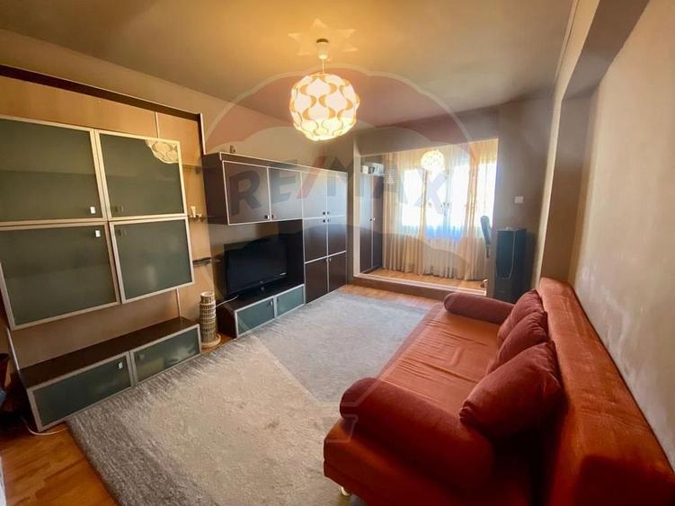 Apartament 2 camere foarte spatios