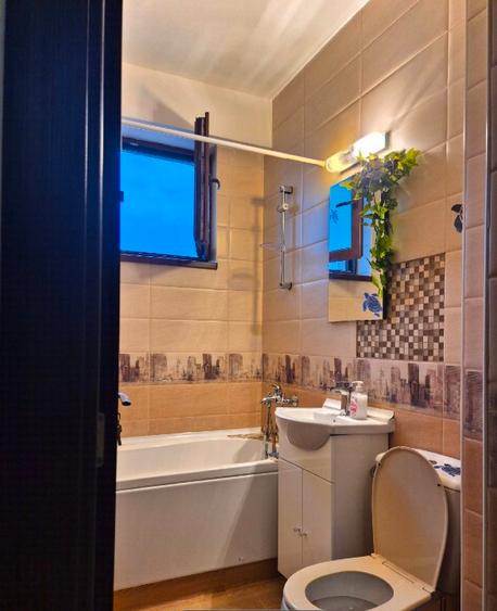 Inchiriez apartament 2 cam zona tomis plus
